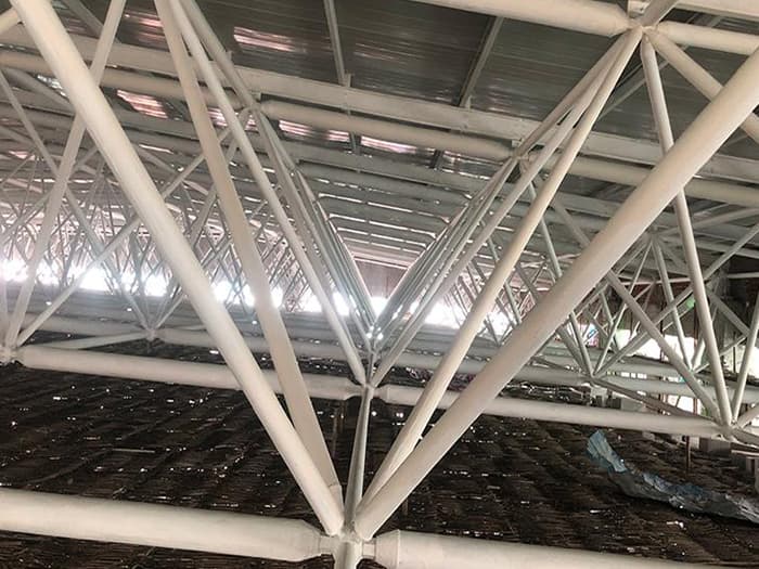 樟树大型螺栓球网架施工厂家